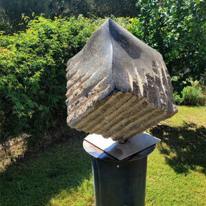 cube-on-steel-plate